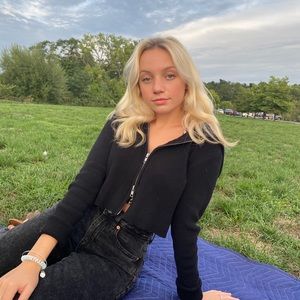 Meet your Posher, Kiara